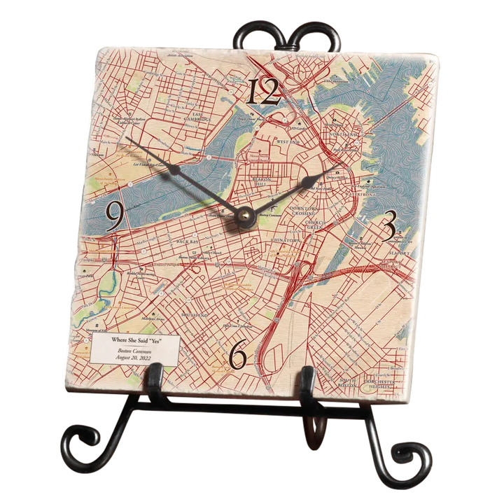 Classic Map w/ Live Preview - Marble Desk Clock